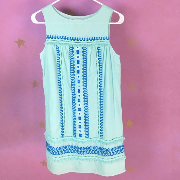 Vineyard Vines Dresses & Skirts - Vineyard Vines NWT Embroidered Shift Dress